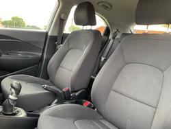 2014 Kia
Rio S