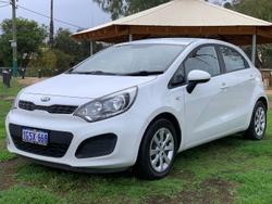 2014 Kia
Rio S