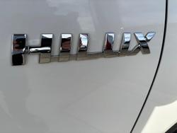 2023 Toyota
Hilux Workmate
