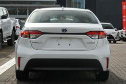 2022 Toyota
Corolla Ascent Sport Hybrid
