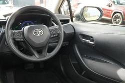 2022 Toyota
Corolla Ascent Sport Hybrid