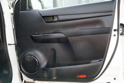 2019 Toyota
Hilux Workmate