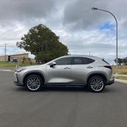 2024 Lexus
NX 350h Sports Luxury