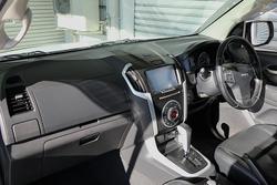 2017 Isuzu
D-MAX LS-Terrain