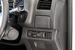 2017 Isuzu
D-MAX LS-Terrain
