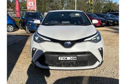 2023 Toyota
C-HR Koba