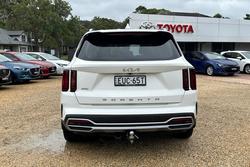 2022 Kia
                Sorento Sport