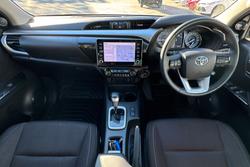 2023 Toyota
Hilux SR5