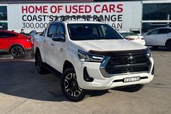 2023 Toyota
Hilux SR5