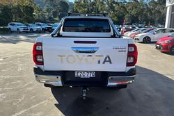 2023 Toyota
Hilux SR5