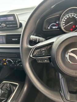 2016 Mazda
3 Neo
