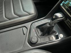 2022 Volkswagen
Tiguan 162TSI R-Line