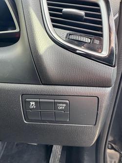 2016 Mazda
3 Neo
