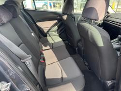 2016 Mazda
3 Neo