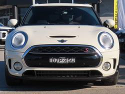 2018 MINI
Clubman Cooper S