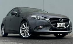 2017 Mazda
                3 SP25