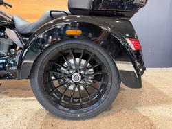 2025 Harley-davidson 2025 Harley-davidson 1900CC FLHTCUTG TRI GLIDE U/CLC 114 TRI BLACK