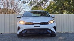 2021 Kia
                Cerato S
