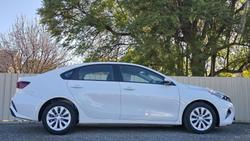 2021 Kia
                Cerato S