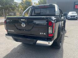 2018 Nissan Navara ST-X