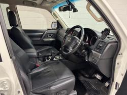 2020 Mitsubishi
Pajero Exceed