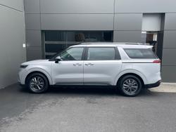 2022 Kia
                Carnival S