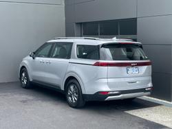 2022 Kia
                Carnival S