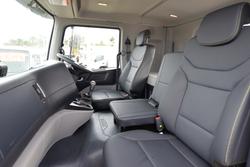 2025 HYUNDAI D217 ULWB WHITE