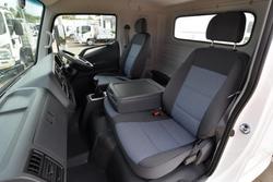 2025 HYUNDAI EX9 LWB WHITE