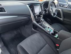 2020 Mitsubishi
Pajero GLX