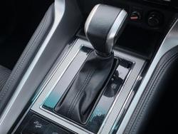 2020 Mitsubishi
Pajero GLX