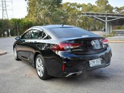 2018 Holden
Commodore RS-V