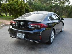 2018 Holden
Commodore RS-V