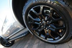 2023 Ford
Everest Sport
