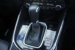 2019 Mazda
CX-9 Azami