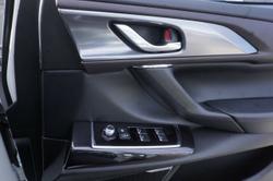 2019 Mazda
CX-9 Azami