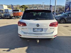 2017 Volkswagen
Touareg Monochrome