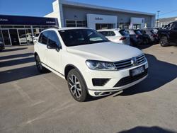 2017 Volkswagen
Touareg Monochrome