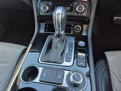 2017 Volkswagen
Touareg Monochrome