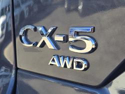 2022 Mazda
CX-5 Akera
