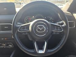 2022 Mazda
CX-5 Akera