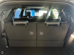 2025 Ford
Everest Platinum
