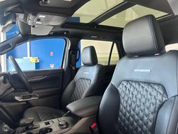 2025 Ford
Everest Platinum