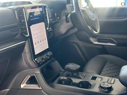 2025 Ford
Everest Platinum