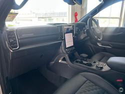 2025 Ford
Everest Platinum