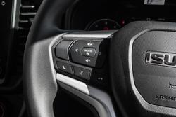 2025 Isuzu
D-MAX SX High Ride