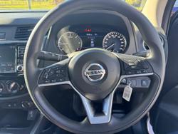2025 Nissan
Navara SL
