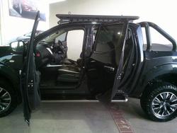 2016 Nissan Navara ST D23 Series 2 4X4 Dual Range Cosmic Black