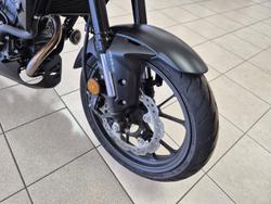 2024 Honda CB300R (CB300RA) CB300 Black