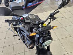 2024 Honda CB300R (CB300RA) CB300 Black